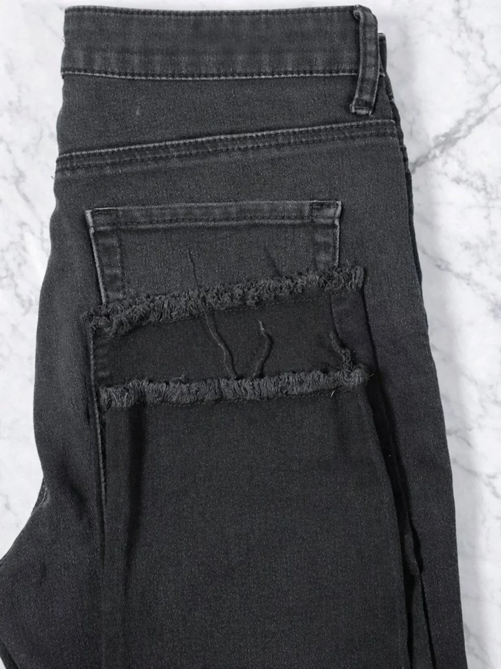 Forever 21 Womens Jeans 28x21 Black High Rise Straight Leg Raw Hem Ankle Jeans - Picture 3 of 5